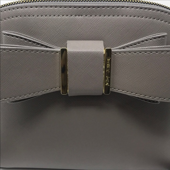 Betsey Johnson Dome Crossbody Bag with bow detail - Picture 5 of 6